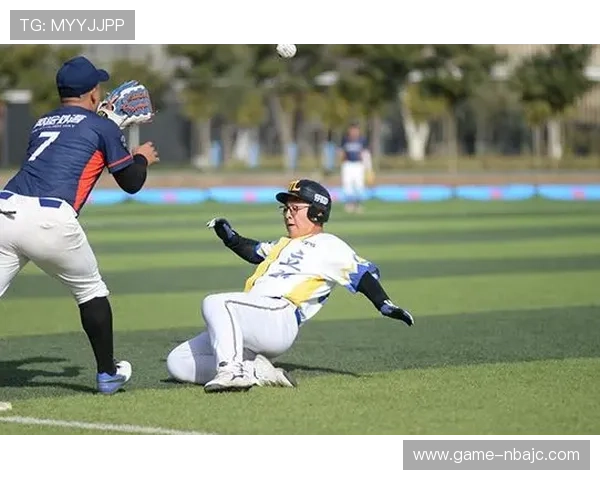 熊猫体育直播带你全方位了解最新赛事动态与精彩瞬间